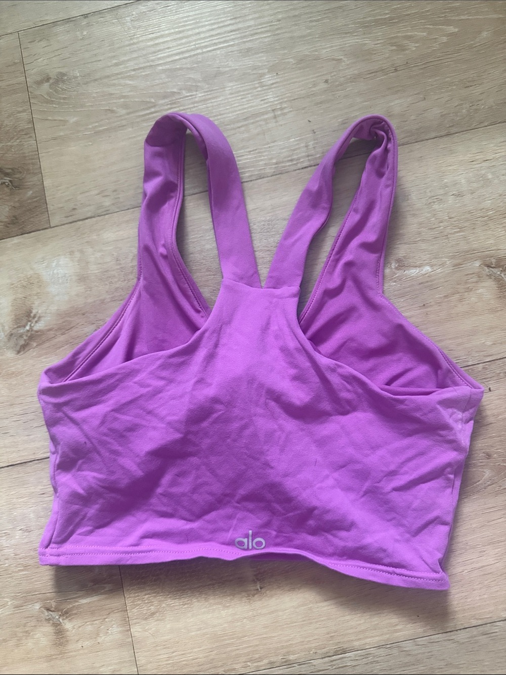 Alo yoga sports bra
